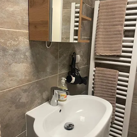 City Apartment *