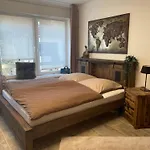 דירה City Apartment *